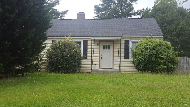 Primary Photo - 1104 S 12th Ave