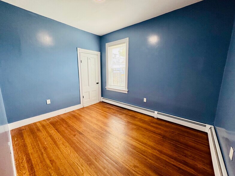 Building Photo - 61 Cypress St