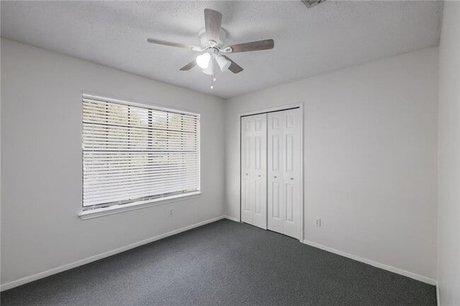 Building Photo - 2502 W Messick Loop