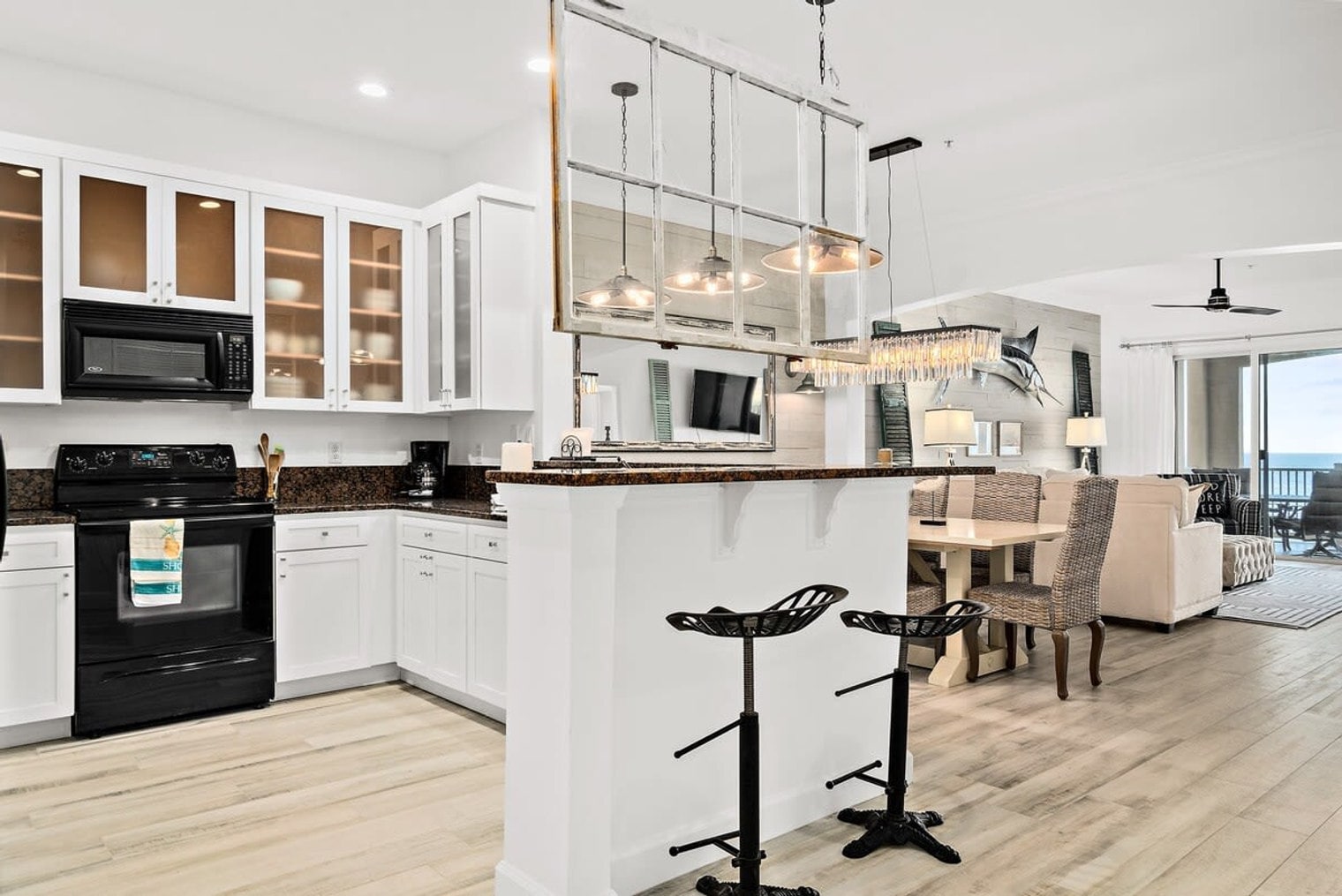 Building Photo - 900 Cinnamon Beach Ln