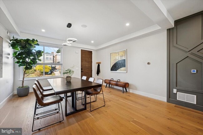 Building Photo - 331 Fountain St