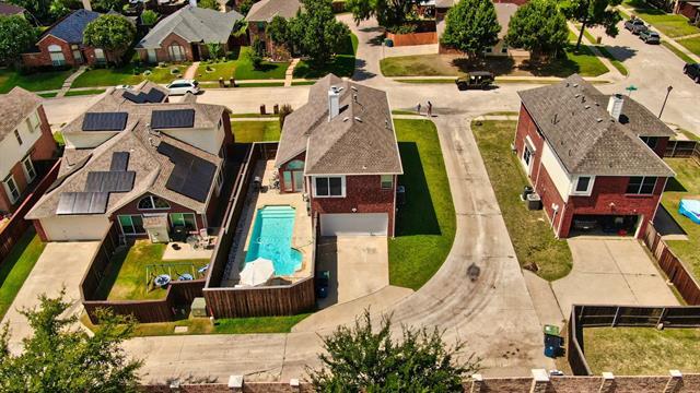 Building Photo - 1402 Stone Canyon Way
