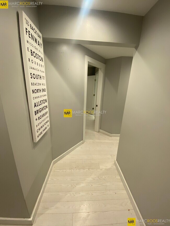 Building Photo - 469 Massachusetts Ave