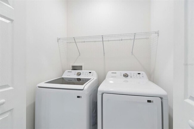 Building Photo - 34214 Rogallo Ln