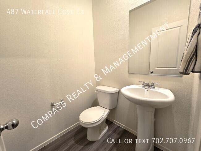 Building Photo - 487 Waterfall Cv Ct