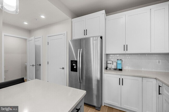 Building Photo - 22363 Roanoke Rise Terrace