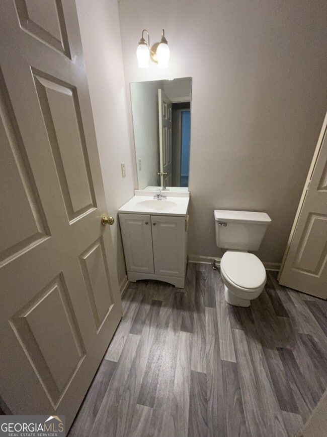 Building Photo - 3528 Jasmine Triangle