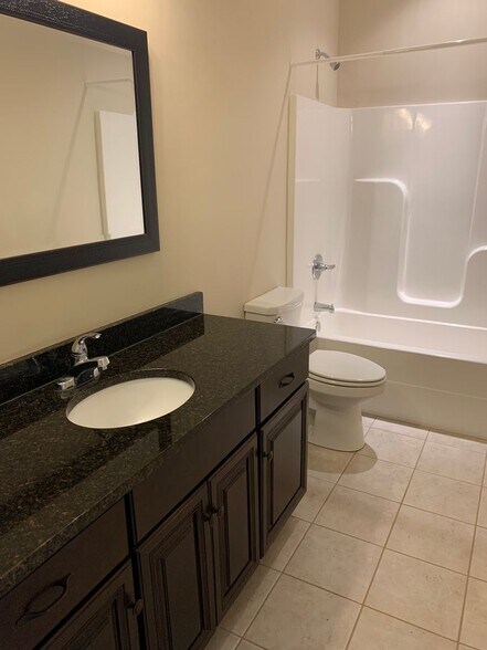 Building Photo - 421 Stanfield Dr