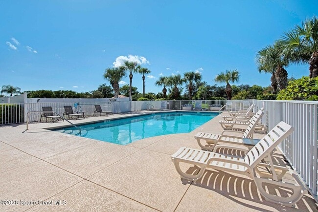Building Photo - 820 Del Rio Way