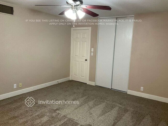 Building Photo - 2335 Lone Pine Dr