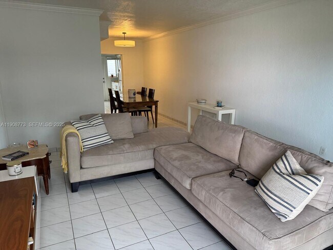 Building Photo - 7921 East Dr