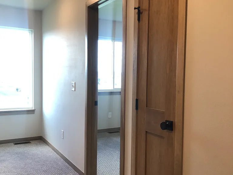 Building Photo - 5712 E Avett Pl