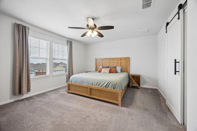 Building Photo - 145 Horsemint Way