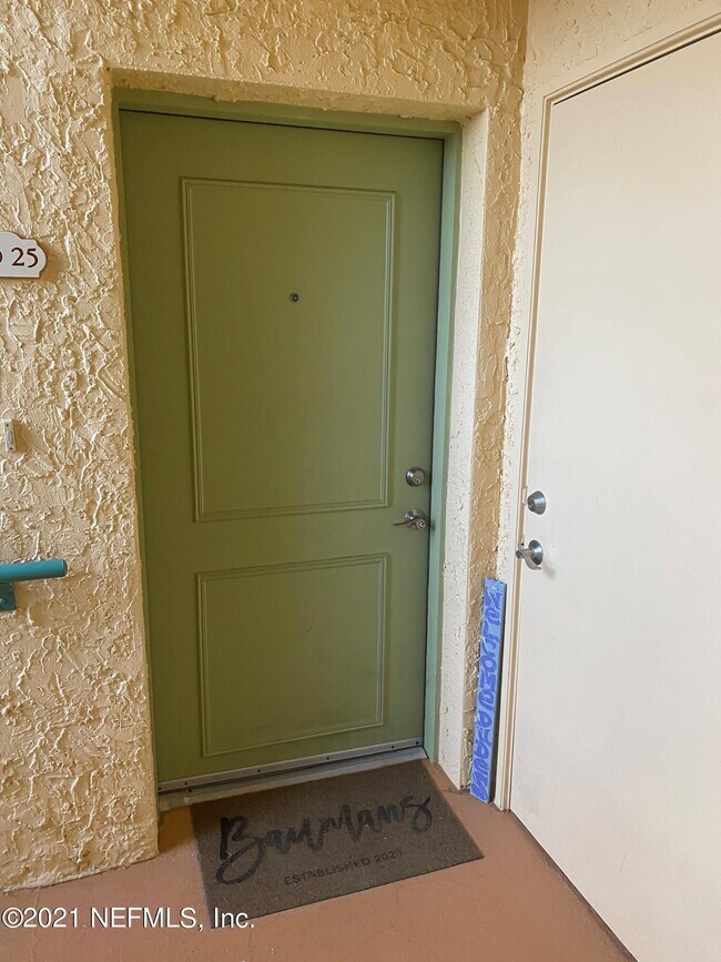 Building Photo - 108 Laguna Villa Blvd