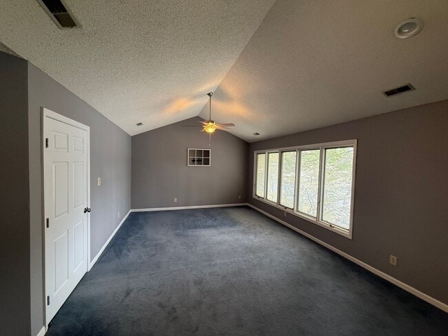 Building Photo - Carolina Lakes