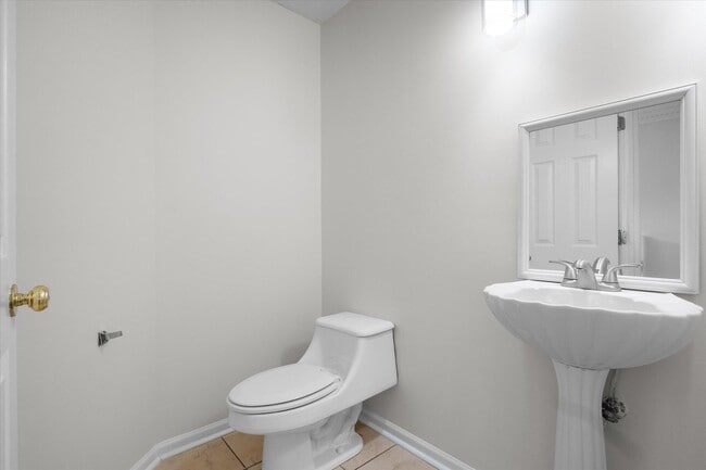 Building Photo - 4111 Watertown Pl
