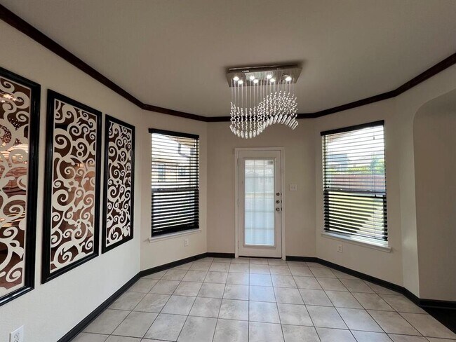 Building Photo - 309 Kaden Prince Dr