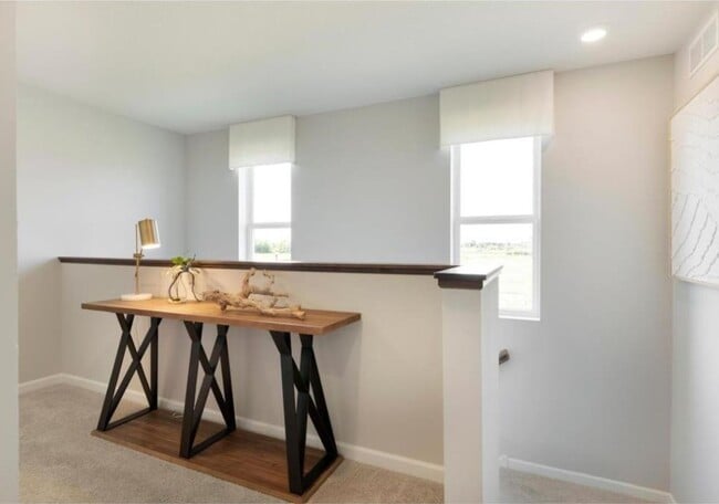 Building Photo - Sparkling 3bed 3bath in Eagan!