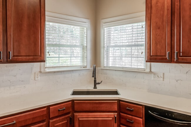 Building Photo - 15806 Copper Beech Dr