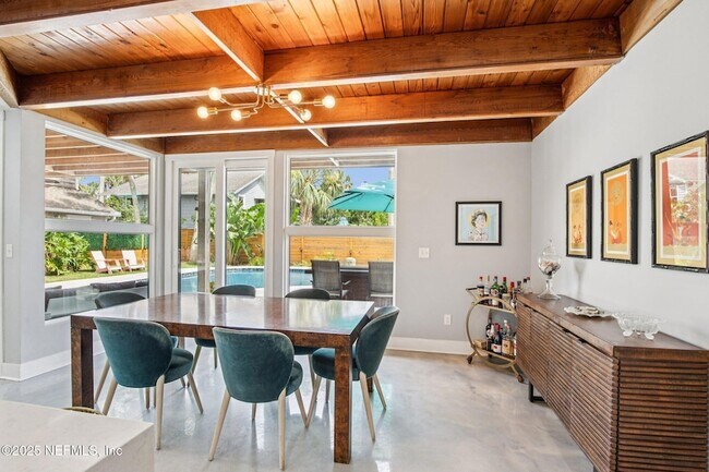 Building Photo - 248 11th St