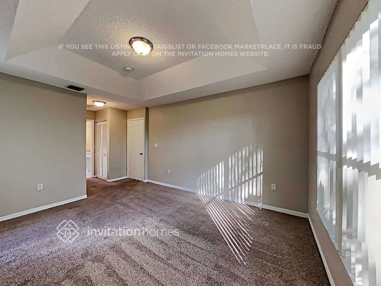Building Photo - 10660 SW 21st St