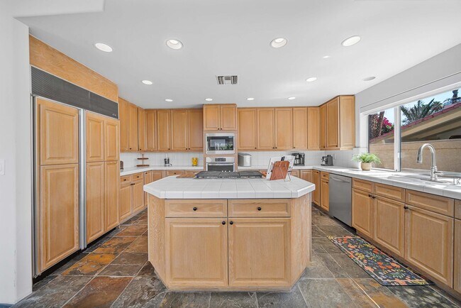 Building Photo - 49810 Ave Montero