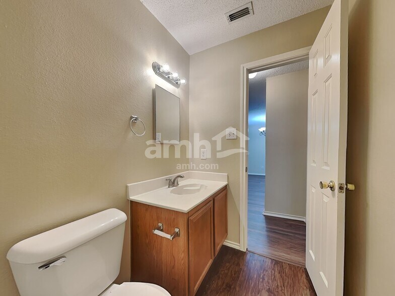 Building Photo - 3041 Dusty Ridge Dr