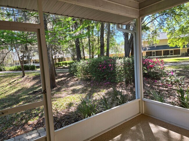 Building Photo - 3 Bedroom/ 2 Bath home at The Greens at West End