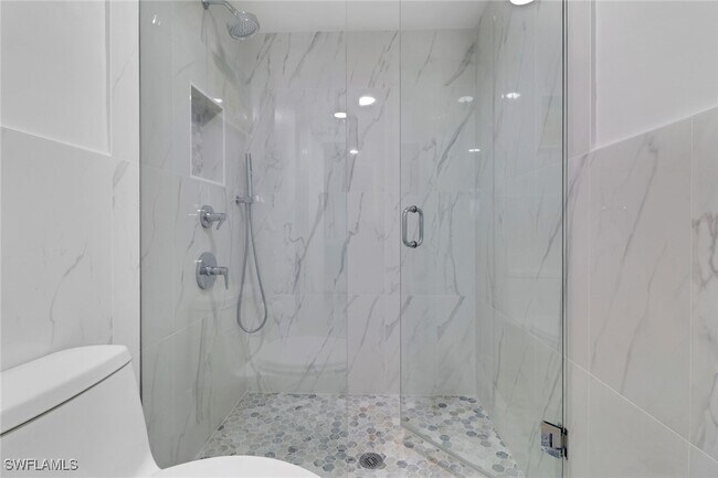 Building Photo - 1 Bluebill Ave