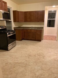 Building Photo - 79 Winans Ave