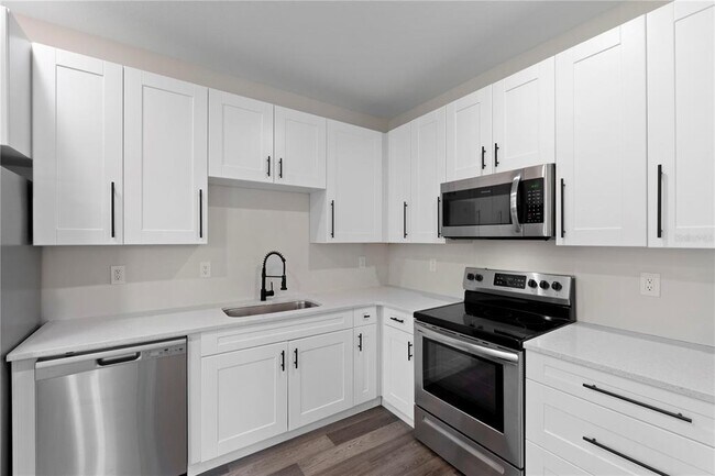 Building Photo - 3501 3rd Ave N