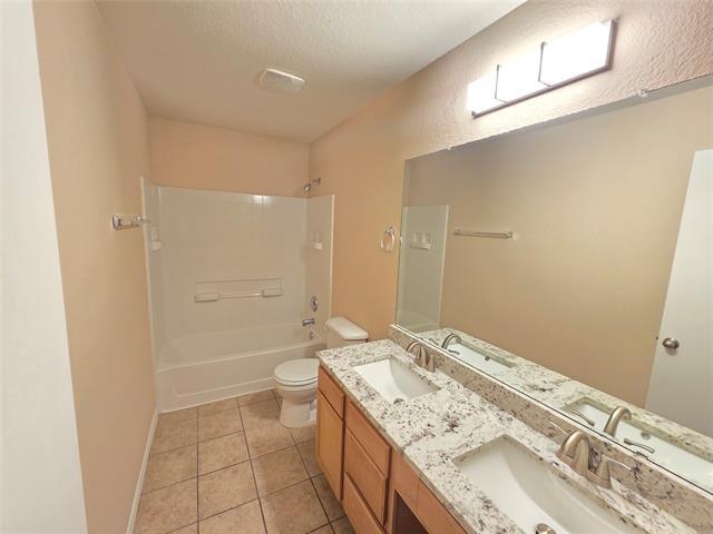 Building Photo - 8138 Mossberg Dr