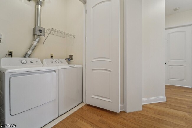 Building Photo - 1212 The Plaza