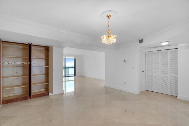 Building Photo - 2333 Brickell Ave