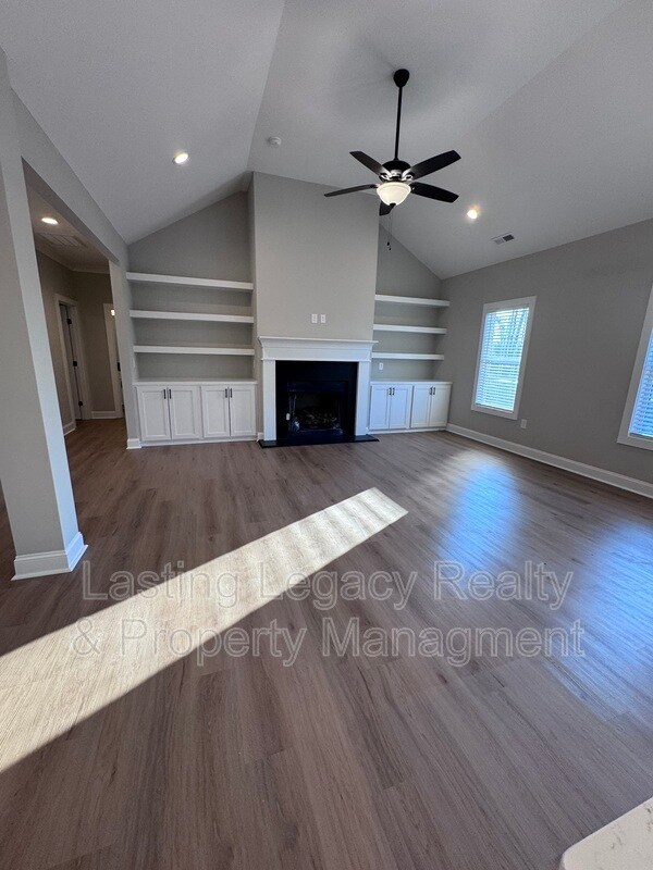 Building Photo - 2566 NC Hwy 801 S,