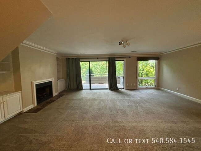 Building Photo - 4978 Hunting Hills Cir