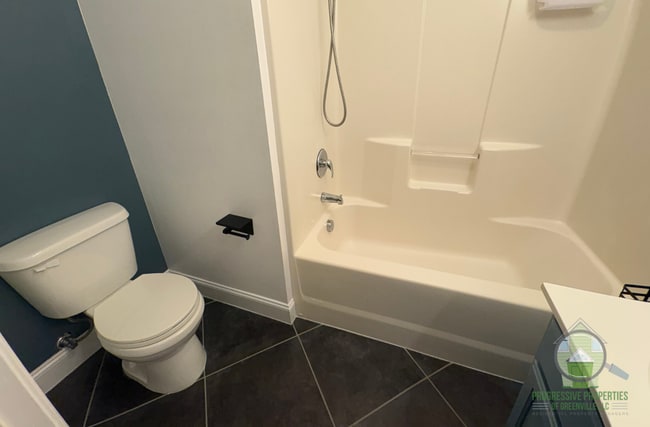 Building Photo - 199 Woodlark St