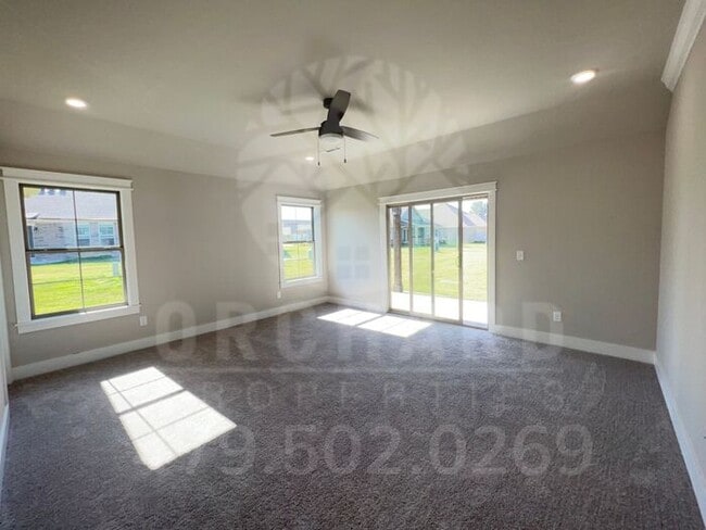 Building Photo - Farmington- Single-Family Home- Stunning Chase Plan