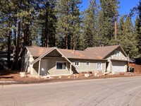 Building Photo - Large house with 2 car garage