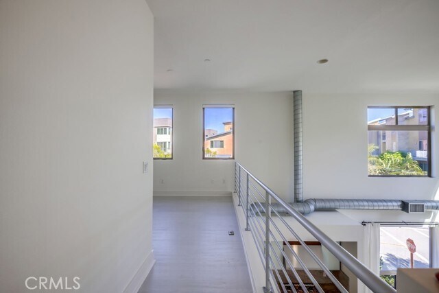 Building Photo - 3 Delancy