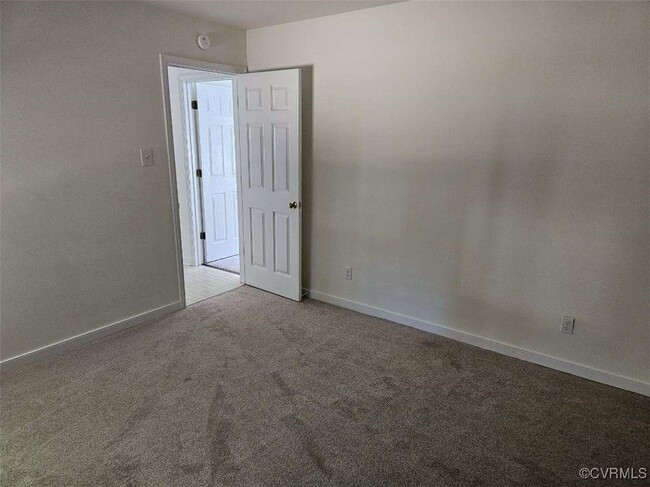 Building Photo - 4419 Fort Mchenry Pkwy
