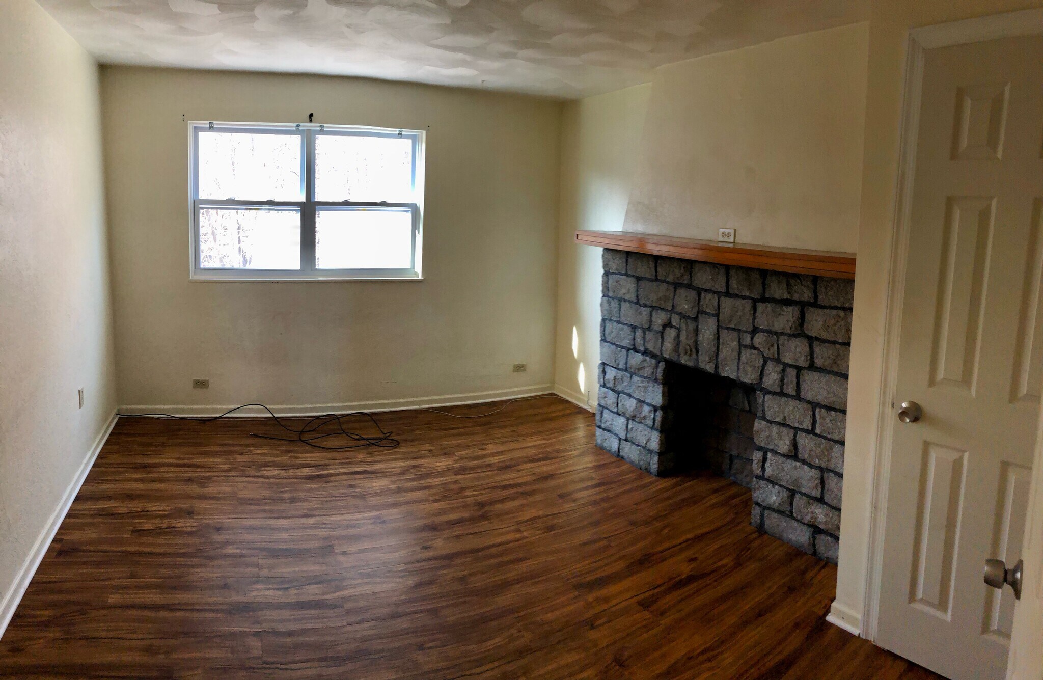 Building Photo - 408 5th Ave