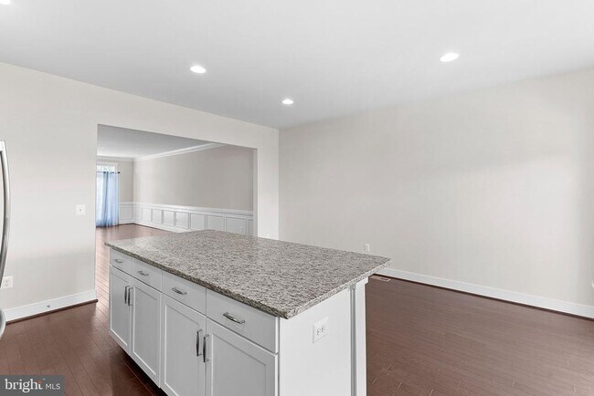 Building Photo - 207 Miles Hawk Terrace