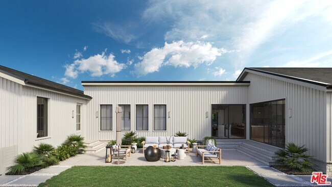 Building Photo - 3770 May St