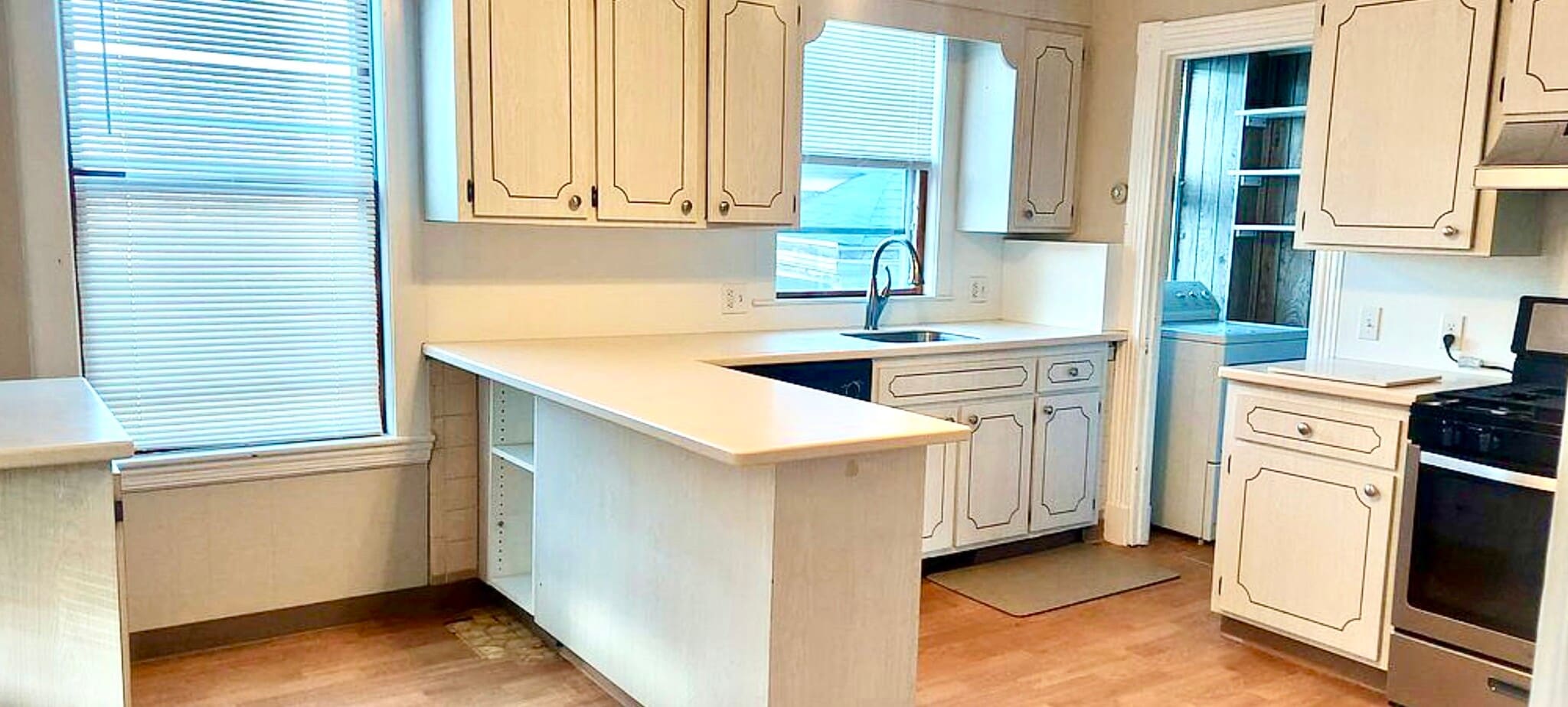 Building Photo - 9 Oakview Ter