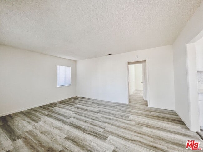 Building Photo - 5612 Vonnie Ln