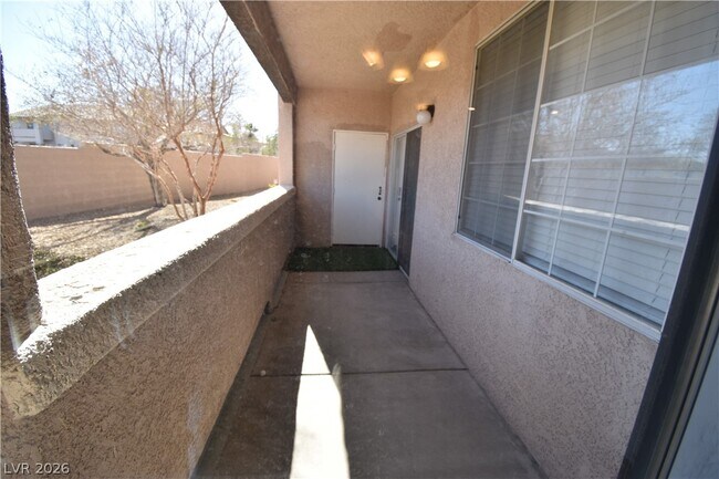 Building Photo - 7713 Himalayas Ave