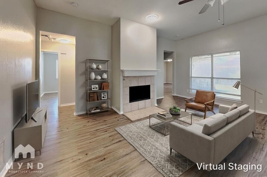 Building Photo - 2526 Sunset Dr