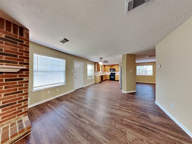 Building Photo - 31306 Perlican Dr