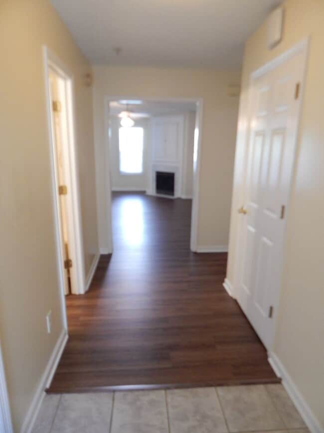 Building Photo - 2 bedroom 2 bath condo in Cape Cottages, Community Pool, Dog Park, Basketball Court,